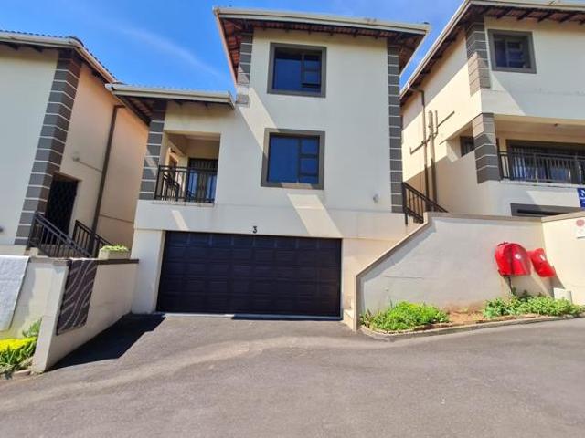 Townhouse for sale in oThongathi, eThekwini Metropolitan Municipality
