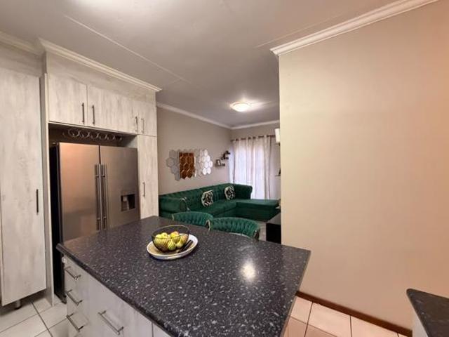 Townhouse for sale in Gert Sibande, Mpumalanga