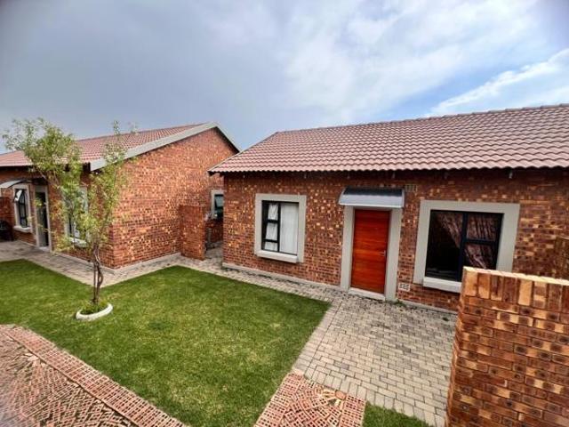 Townhouse for sale in Gert Sibande, Mpumalanga