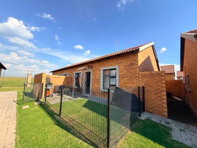 Townhouse for sale in Gert Sibande, Mpumalanga