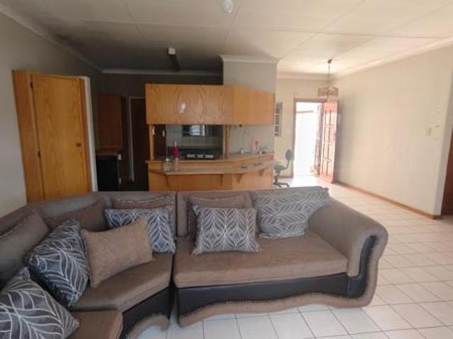 Townhouse for sale in Bloemfontein, Free State