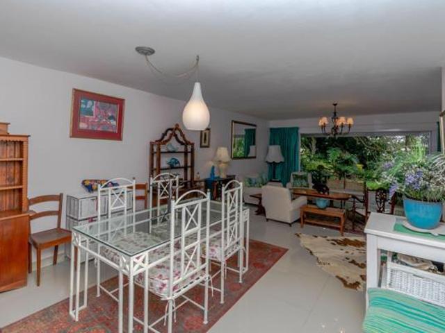 Townhouse for sale in Umdloti, Kwazulu-natal