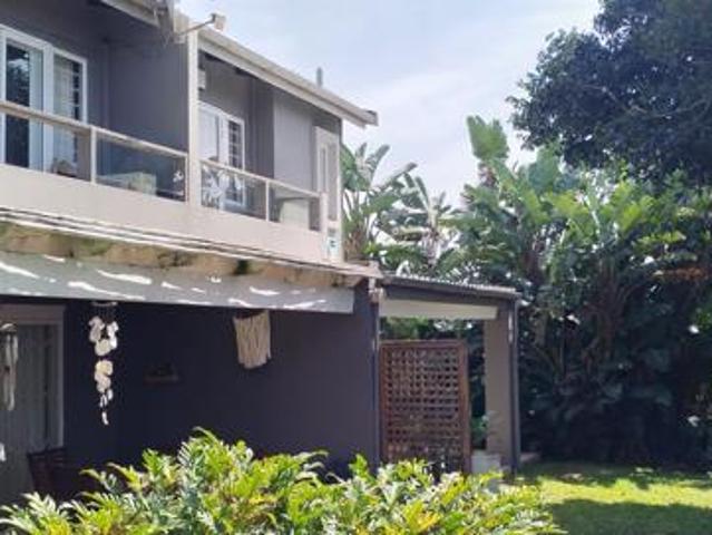 Townhouse for sale in Umdloti, Kwazulu-natal