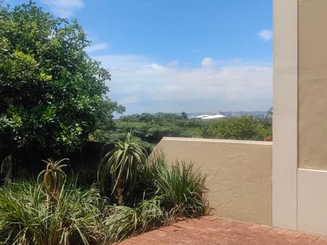 Townhouse for rent in Seaview, Kwazulu-natal