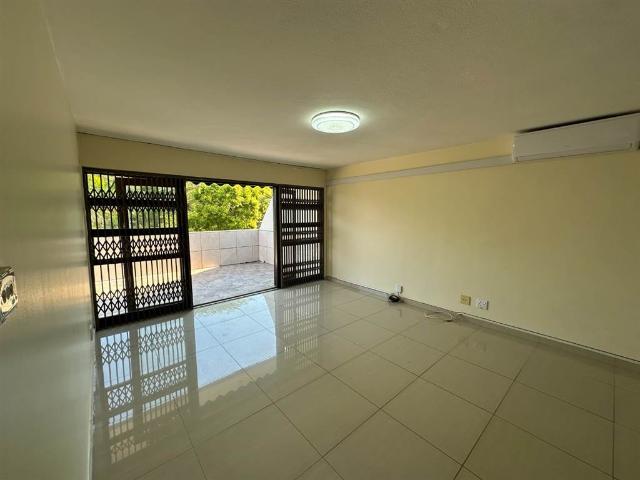 Townhouse for sale in Seaview, Kwazulu-natal