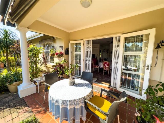 Townhouse for sale in Seaview, Kwazulu-natal