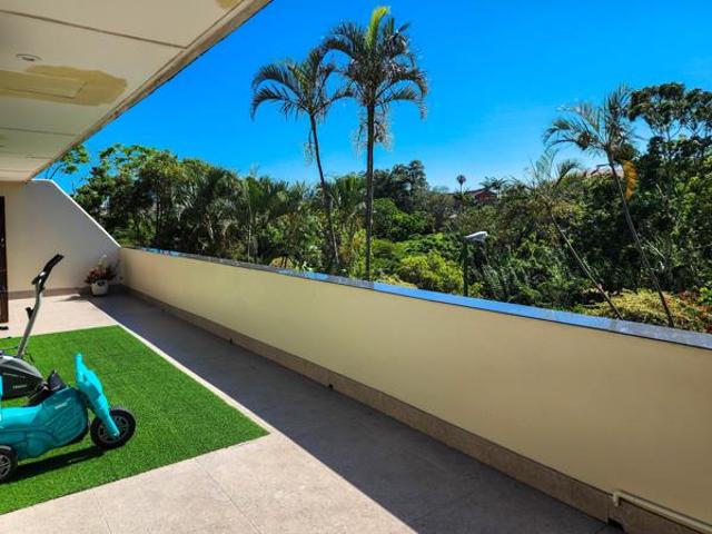 Townhouse for sale in Seaview, Kwazulu-natal