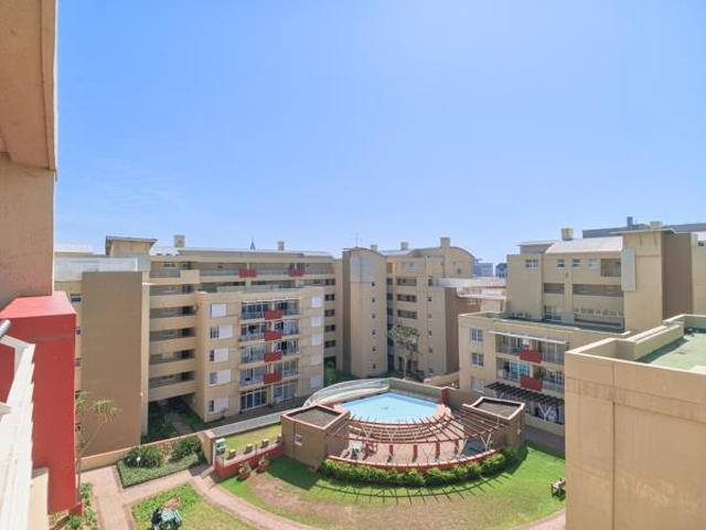 Townhouse for rent in Seaview, Kwazulu-natal