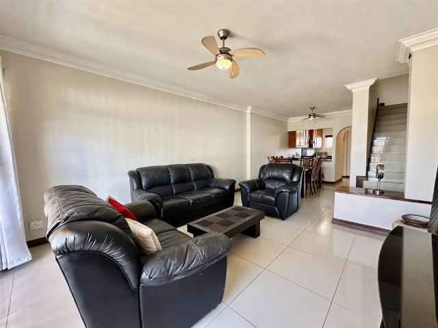 Townhouse for sale in Seaview, Kwazulu-natal