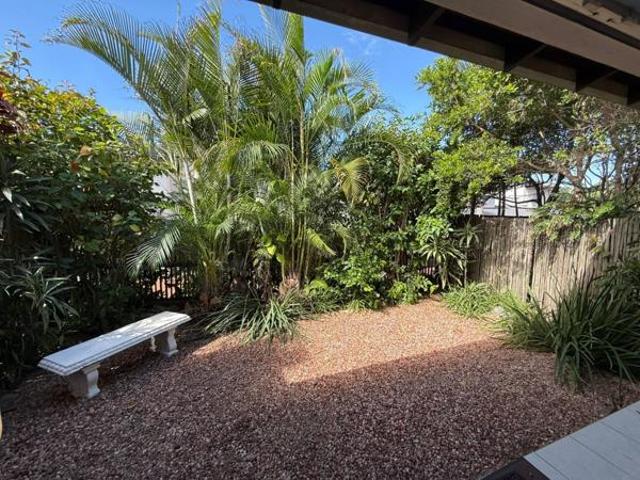 Townhouse for rent in Seaview, Kwazulu-natal
