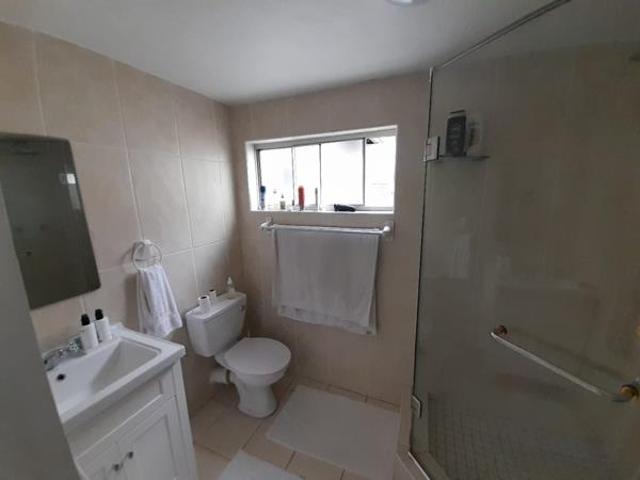 Townhouse for rent in Seaview, Kwazulu-natal