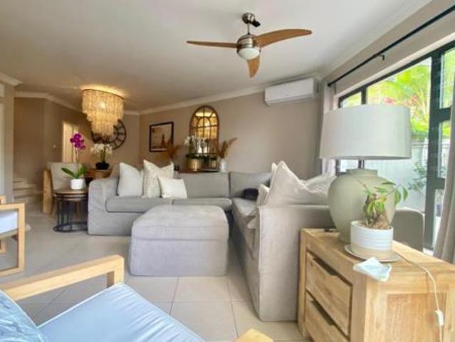 Townhouse for rent in Seaview, Kwazulu-natal