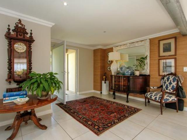 Townhouse for rent in Seaview, Kwazulu-natal