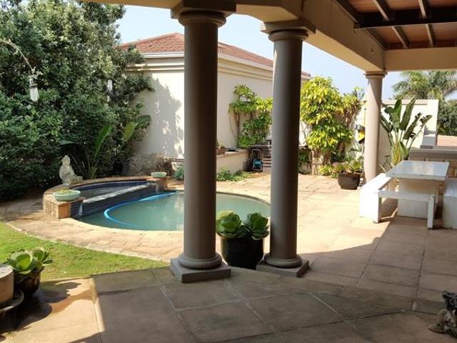 Townhouse for rent in Seaview, Kwazulu-natal