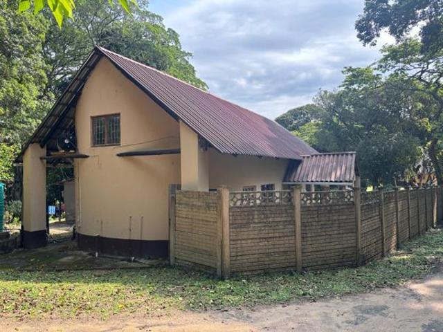Townhouse for sale in Port Shepstone, Hibiscus Coast Local Municipality
