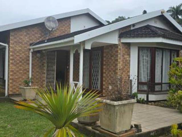 Townhouse for sale in Port Shepstone, Hibiscus Coast Local Municipality