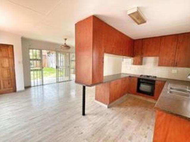 Townhouse for rent in Jansenpark, City of Ekurhuleni Metropolitan Municipality