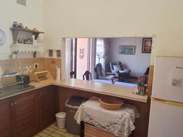 Townhouse for sale in Margate, Hibiscus Coast Local Municipality