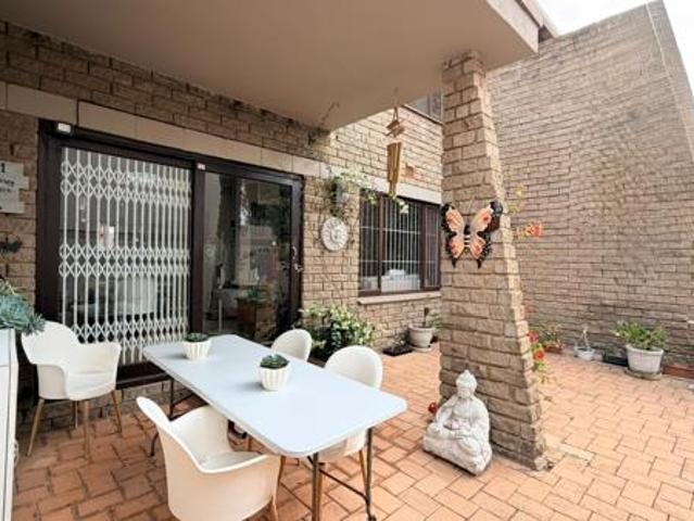Townhouse for sale in Ugu District Municipality, Kwazulu-natal