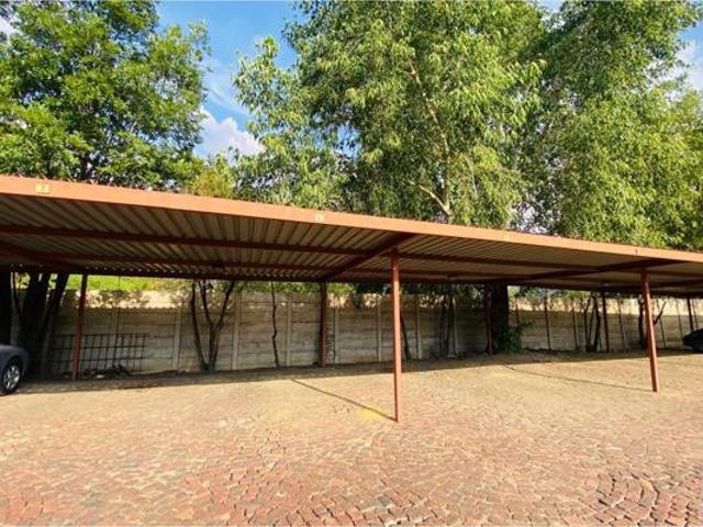 Townhouse for sale in Oranjeville, Free State