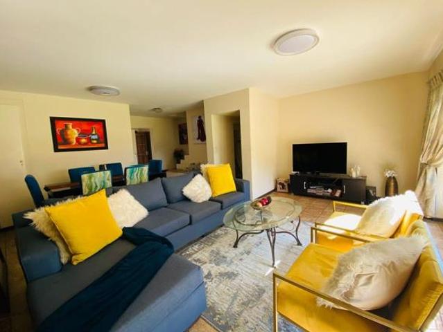 Townhouse for sale in Oranjeville, Free State