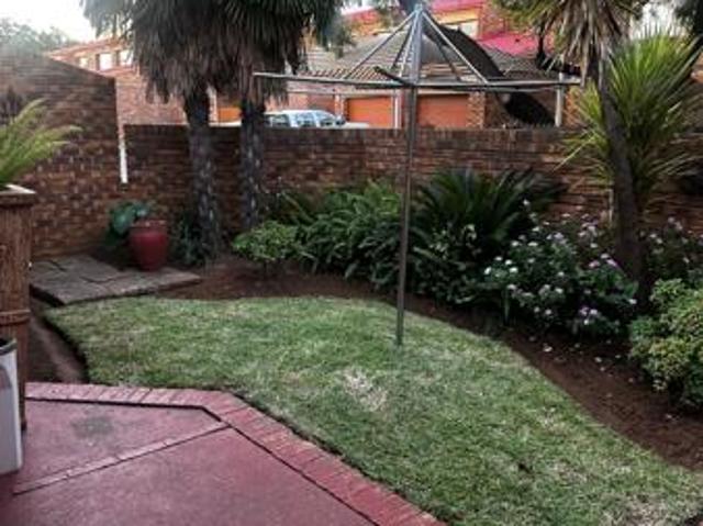 Townhouse for sale in Sedibeng, Gauteng