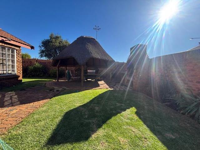 Townhouse for sale in Sedibeng, Gauteng