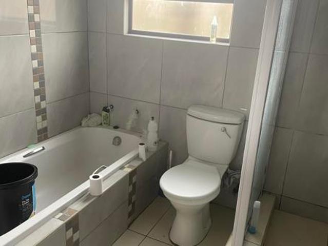 Townhouse for sale in Sedibeng, Gauteng