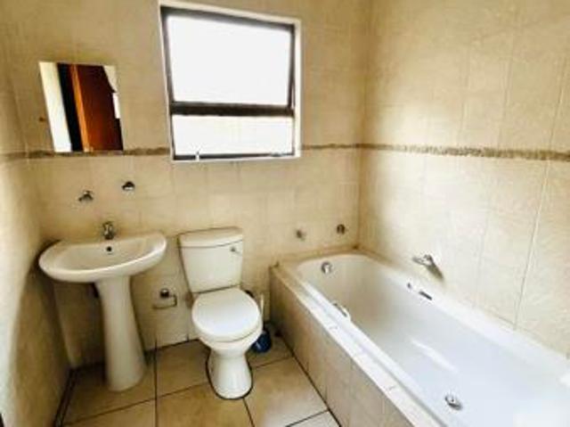 Townhouse for sale in Sedibeng, Gauteng
