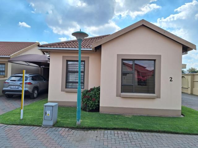 Townhouse for sale in Sedibeng, Gauteng