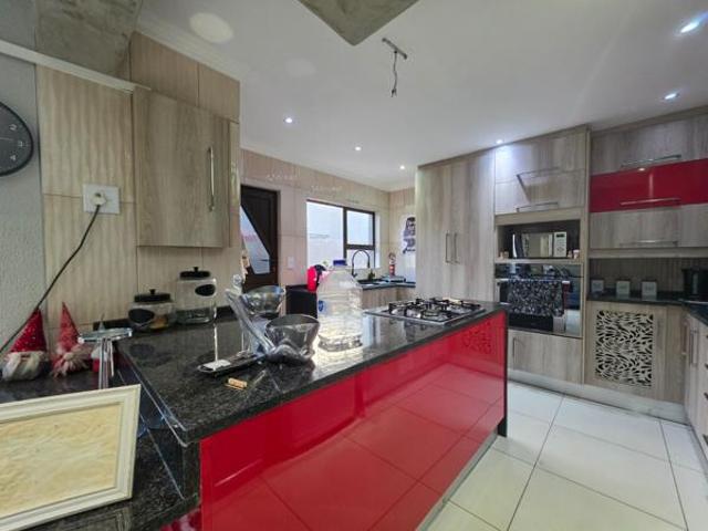 Townhouse for sale in Sedibeng, Gauteng