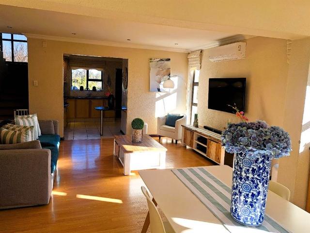 Townhouse for sale in Sedibeng, Gauteng