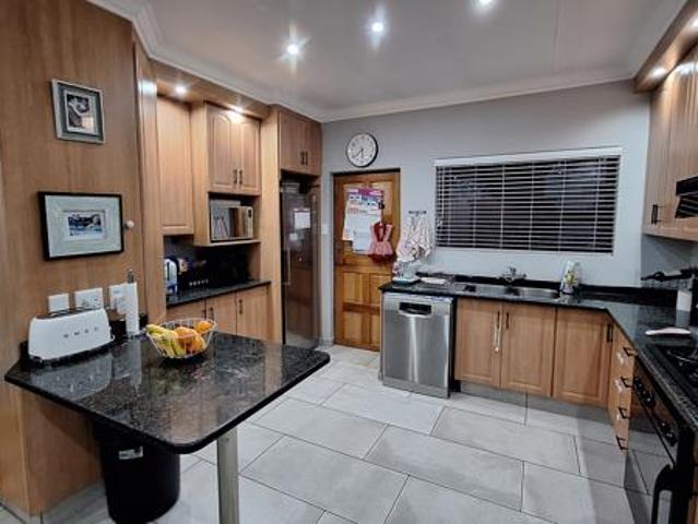 Townhouse for sale in Sedibeng, Gauteng