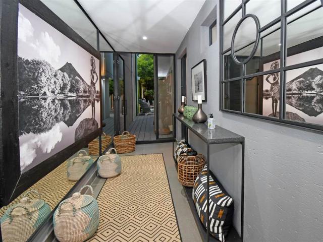 Townhouse for sale in Vosloorus, Gauteng