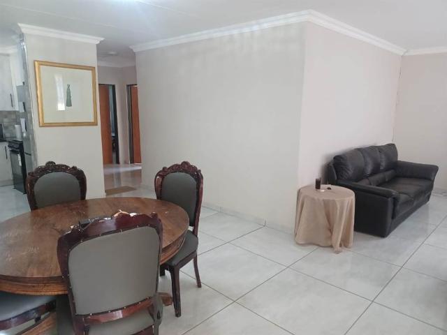 Townhouse for sale in Frances Baard, Northern Cape