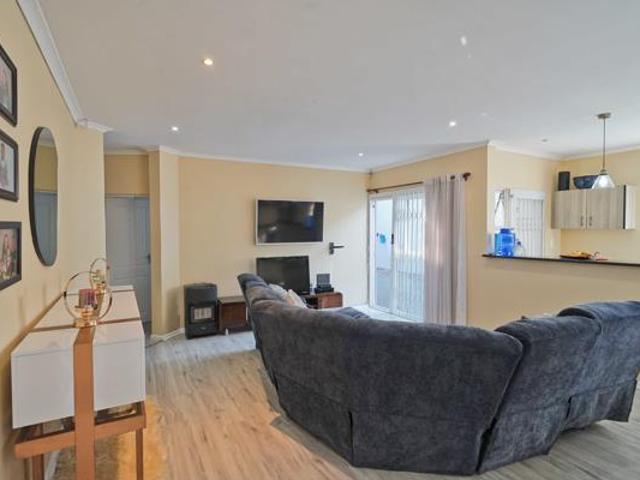 Townhouse for sale in Bisho, Eastern Cape