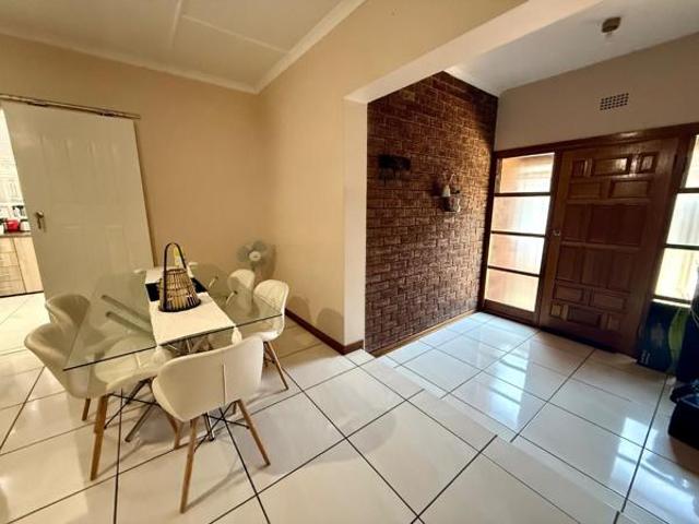 Townhouse for sale in Vryheid, Kwazulu-natal