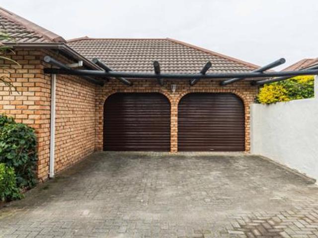 Townhouse for sale in Eastern Cape