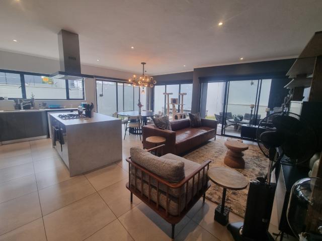Townhouse for sale in Waterkloof, Gauteng
