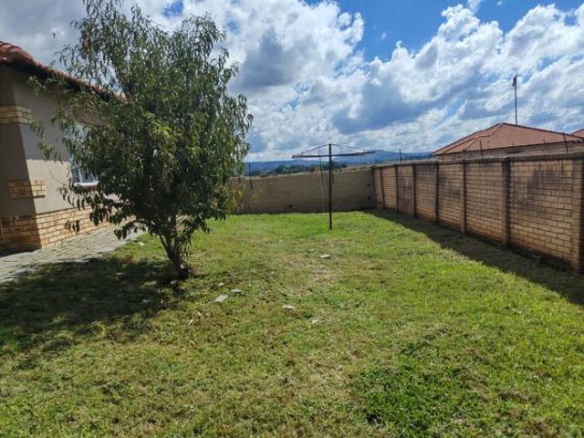 Townhouse for sale in Tlhabane, North West