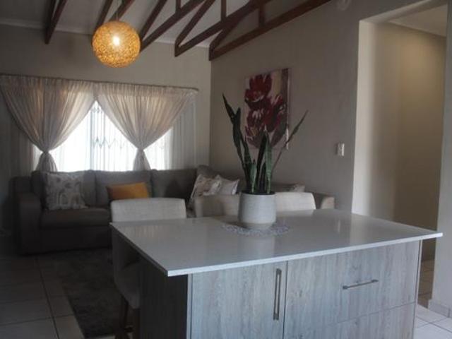 Townhouse for sale in Tlhabane, North West