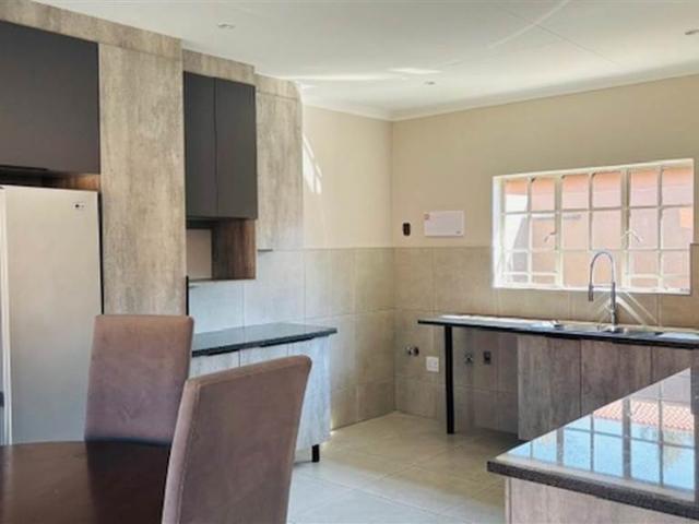 Townhouse for sale in Tlhabane, North West