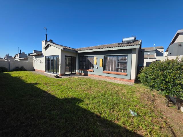 Townhouse for rent in Tlhabane, North West