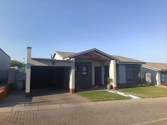 Townhouse for rent in Tlhabane, North West