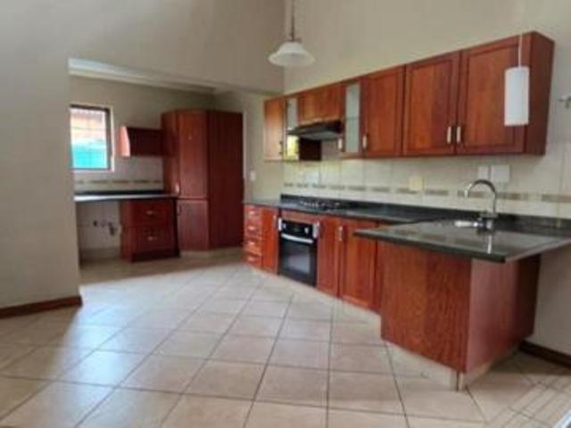 Townhouse for sale in Rustenburg Local Municipality, Bojanala Platinum District Municipality