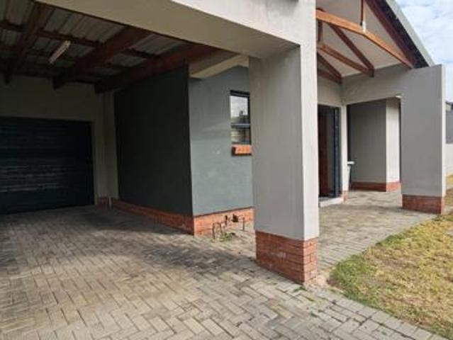 Townhouse for sale in Tlhabane, North West