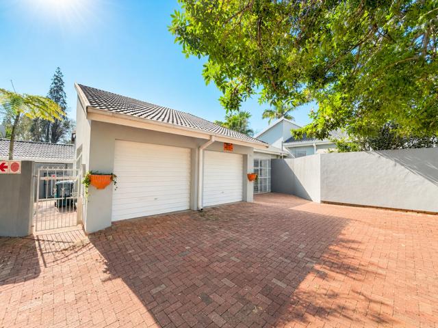 Townhouse for sale in Waterkloof, Gauteng
