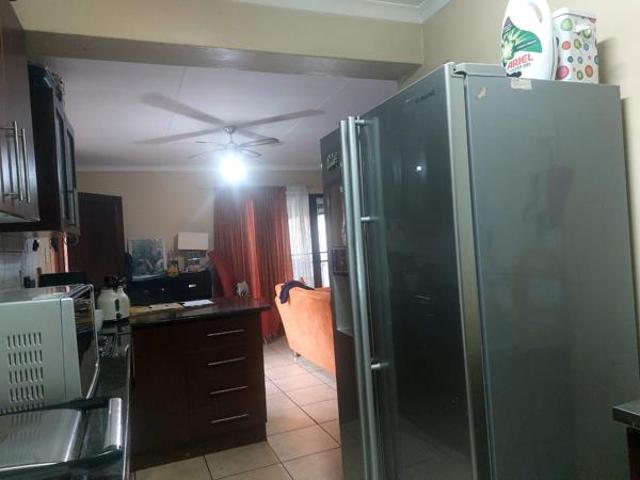 Townhouse for sale in Tlhabane, North West