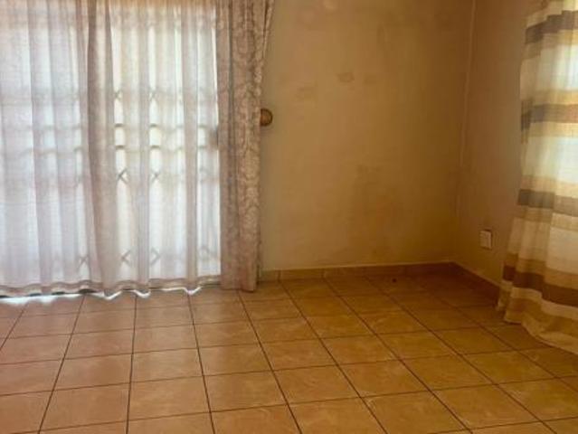 Townhouse for rent in Tlhabane, North West