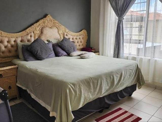 Townhouse for sale in Tlhabane, North West